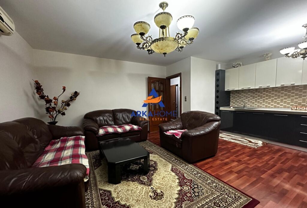 APPARTAMENTO IN AFFITTO 2+1+BALCONE "VIA FORTUZI, CENTRO" 700 EURO