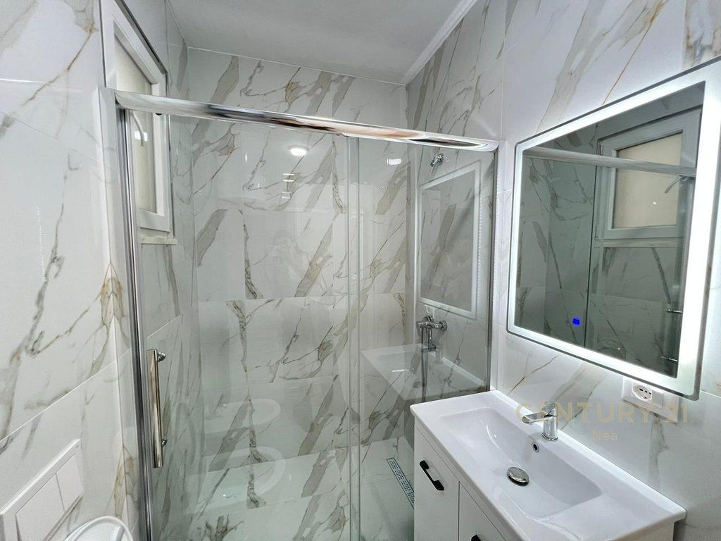 APPARTAMENTO 2+1+POSTO AUTO IN AFFITTO AL TRIO TOWER 800 € /Mese Sup. Totale 120m2