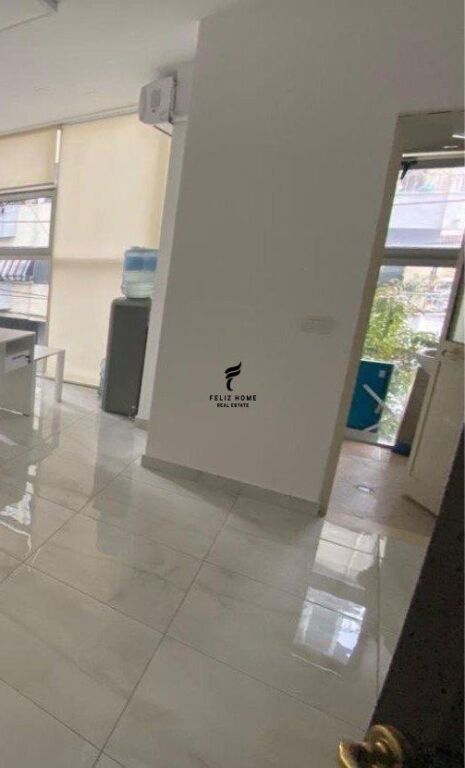 OFFICE FOR RENT 170 M2 ZOGU ZI 3,500 EURO FH-64336