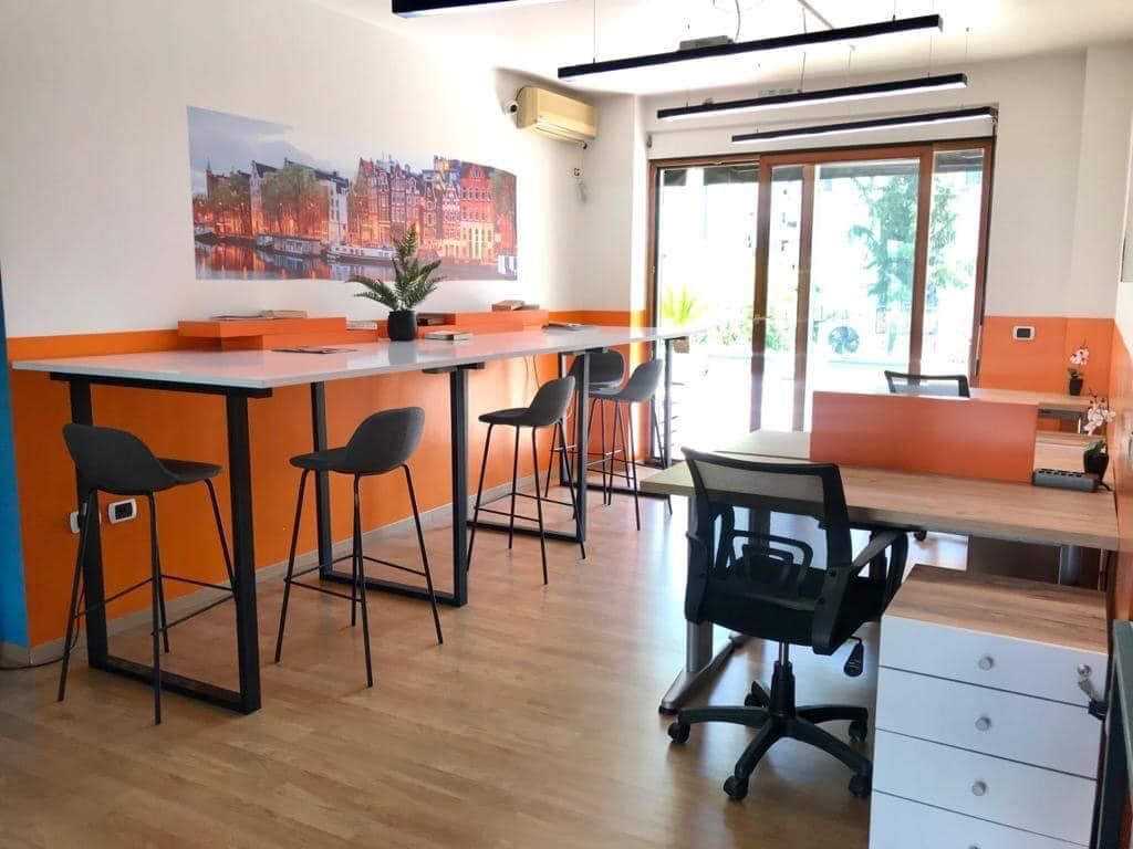 Office for rent 550 m2 in Bllok