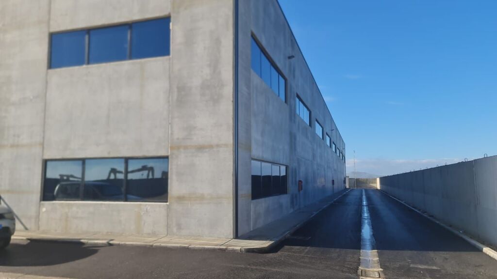 🏭 Capannone in Vendita – Porto Romano, Durazzo
