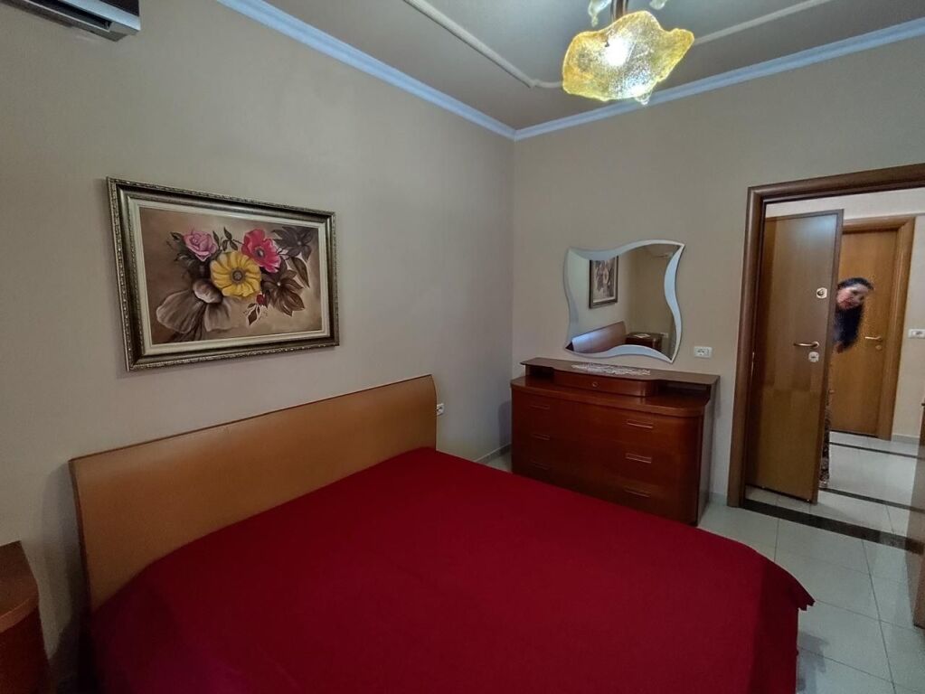 Appartamento in affitto piazza Skenderbej