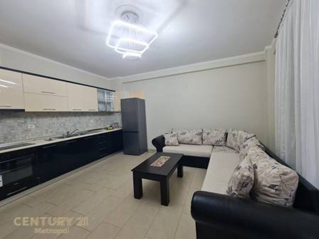 JEPET APARTAMENT 2+1 ME QIRA TEK PALLATET CABEJ