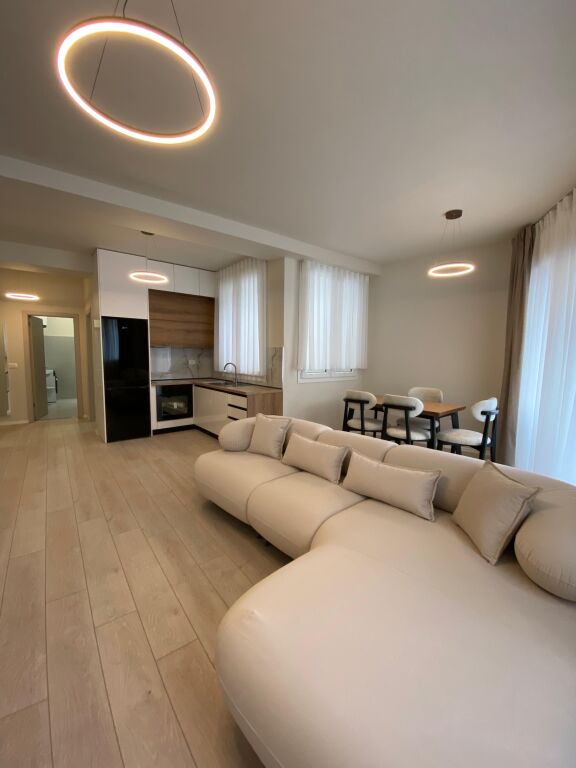 APARTAMENT 1+1 ME PARKIM PER QERA TEK RIVER RESIDENCE