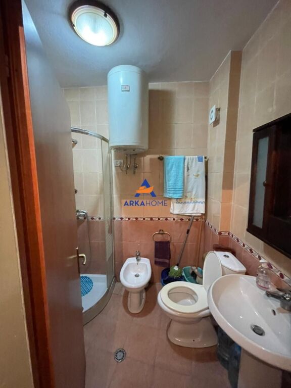 MONOLOCALE IN AFFITTO 30M2 "KODRA E DIELLIT" 30.000 LEKE (40.000 LEKE CON POSTO AUTO)
