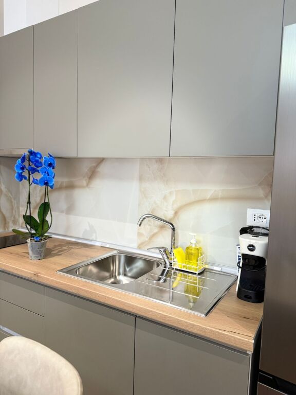 🏡 Appartamento 1+1 in affitto 📍 Indirizzo: Rruga e Kavajës