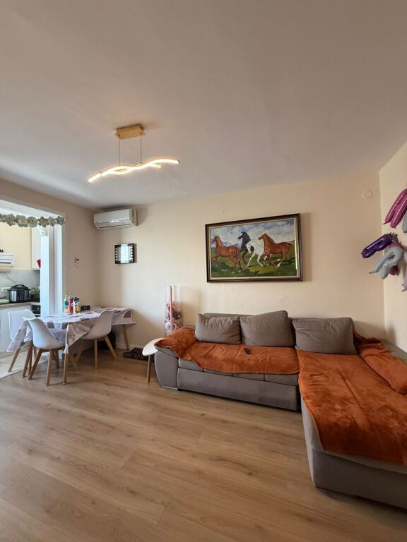 Shitet Apartament 1+1 – Harry Fultz, Tiranë