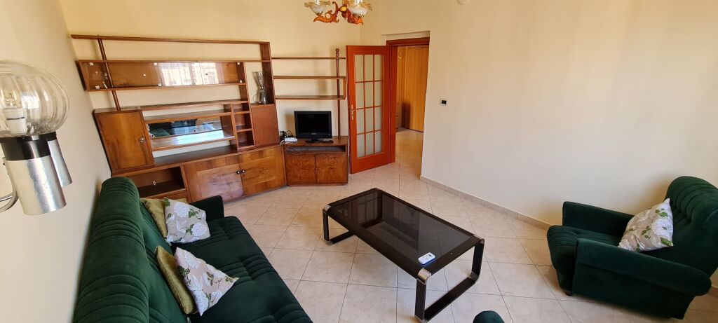 Appartamento 2+1 in Affitto a Pazari Ri