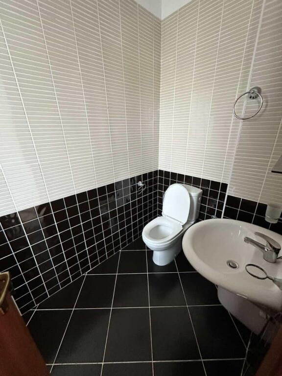 Shitet super Apartament 2+1+2 –  📍Shkëmbi i Kavajës