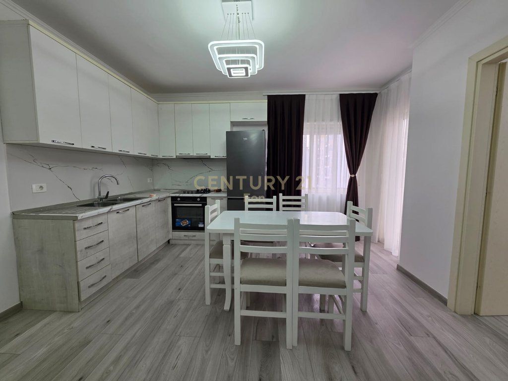 Apartament 2+1 Në Shitje në Durrës, Ish Fabrika e Bukës !