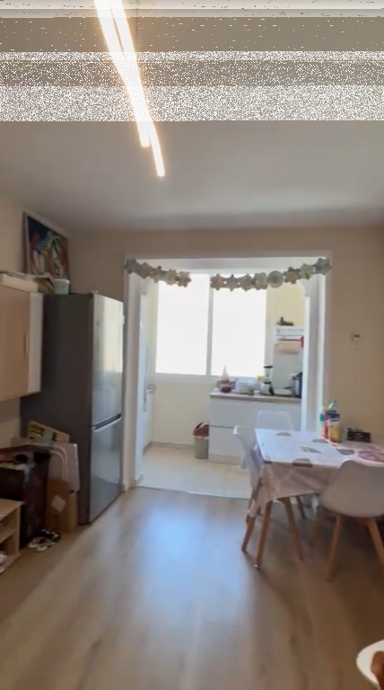 Apartament 1+1, Harry Fultz!