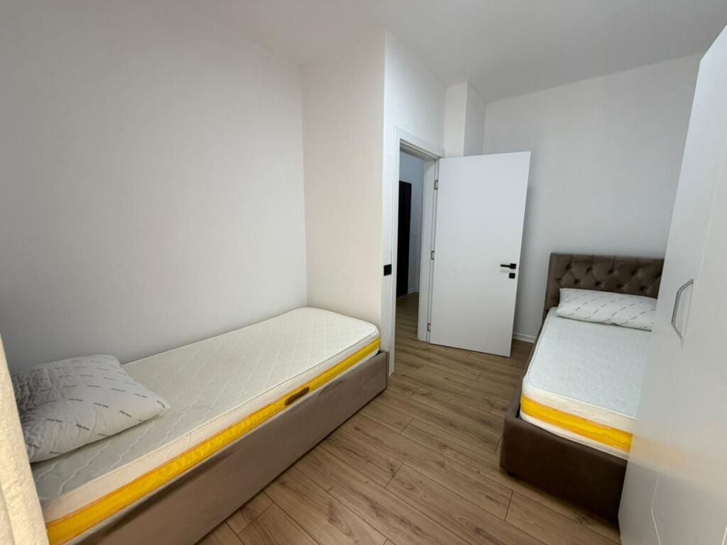 📣 QERA Apartament 2+1+2 📍 Kompleksi Star, Ish Parku i Autobuzeve ✨  💶Cmimi 70.000 Leke