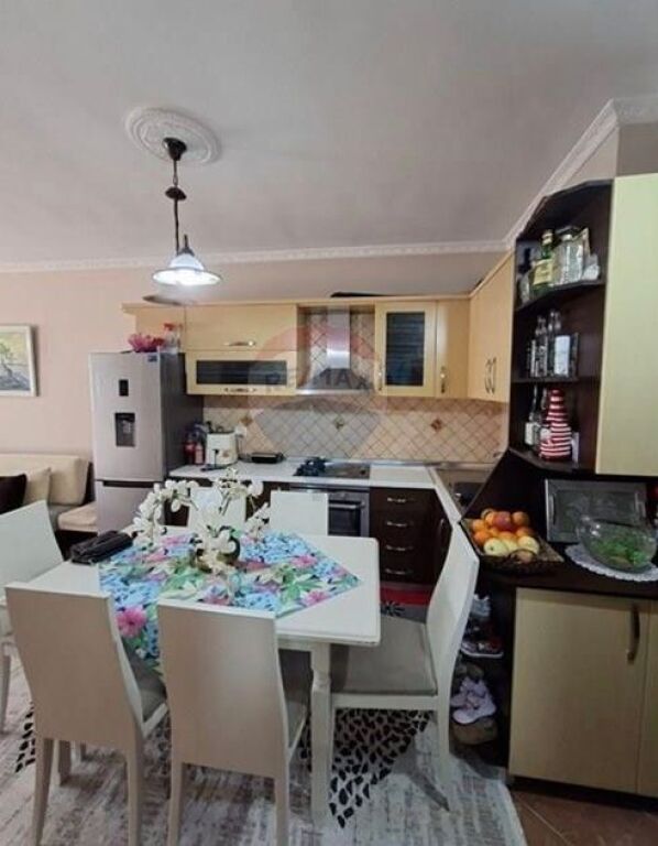Shitet Apartament 1+1 në Yzberisht ID: 530571005-81