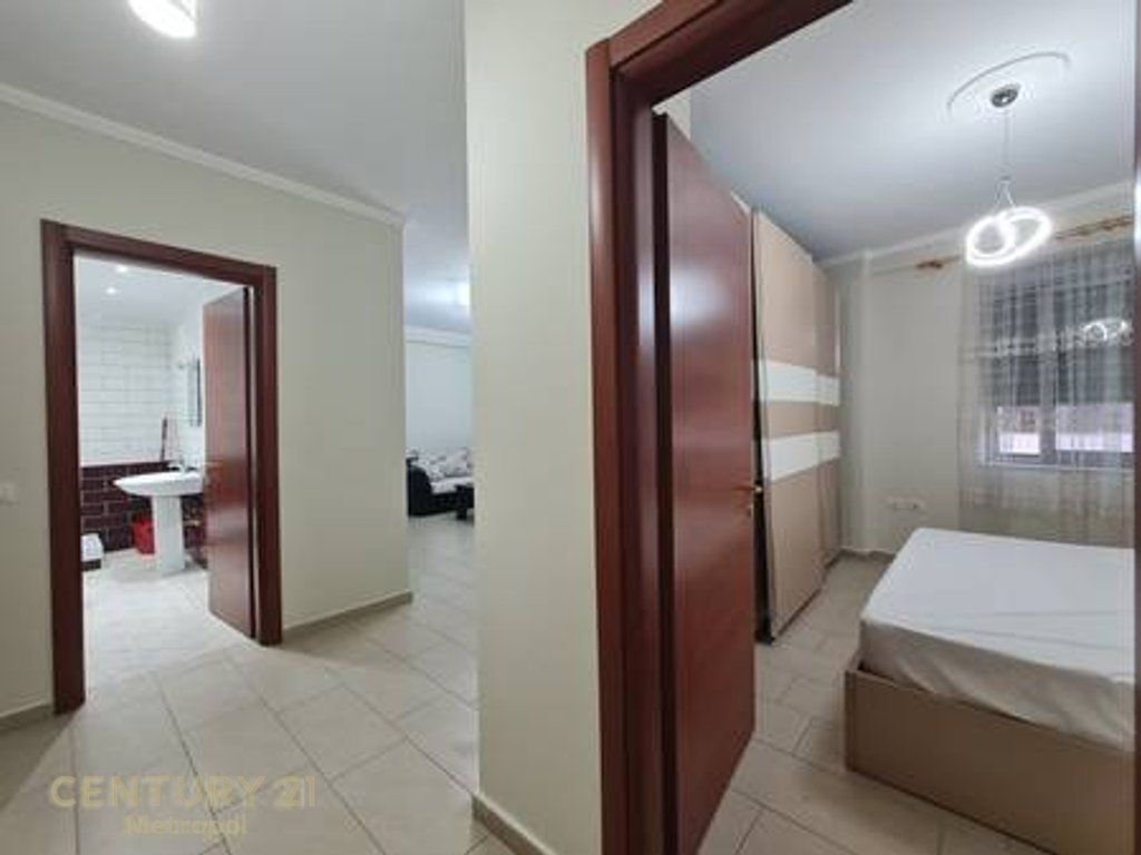 JEPET APARTAMENT 2+1 ME QIRA TEK PALLATET CABEJ