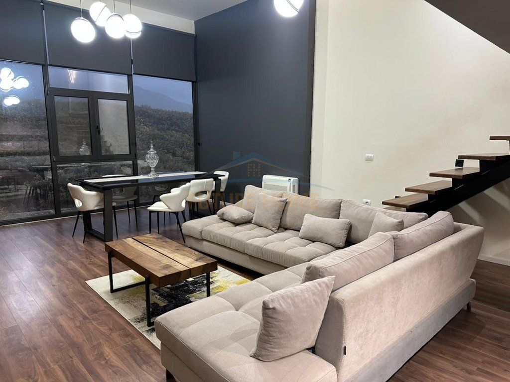 Shitet, Duplex 2+1, Fresk , Tiranë