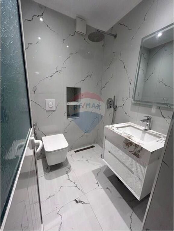 Apartament - Për Qira - Rruga e Durrësit, Tiranë