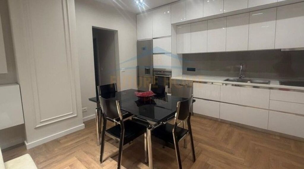 Rent, Apartment 2+1+ Parking space, Qemal Stafa, Tirana