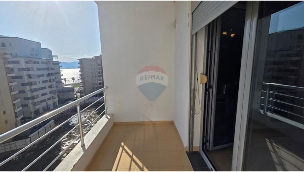 🏡 Apartament 1+1 për Shitje – Lungomare, Vlorë
