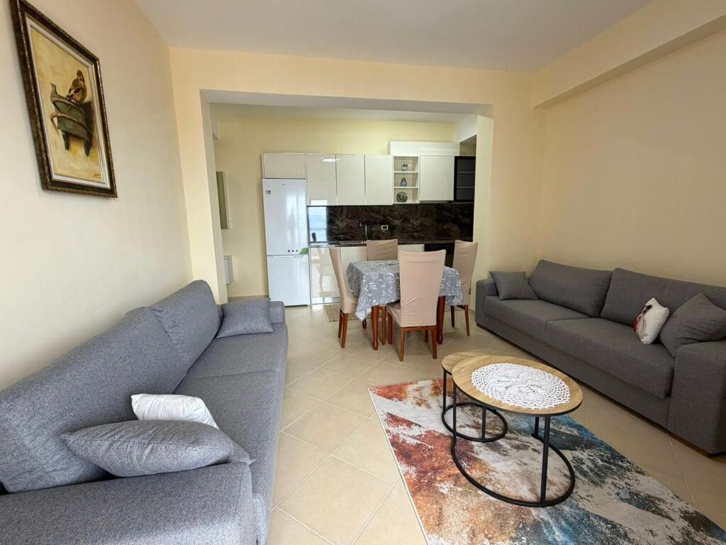Apartament 1+1 me Qera Afatgjate - Uji i Ftohte, Vlore