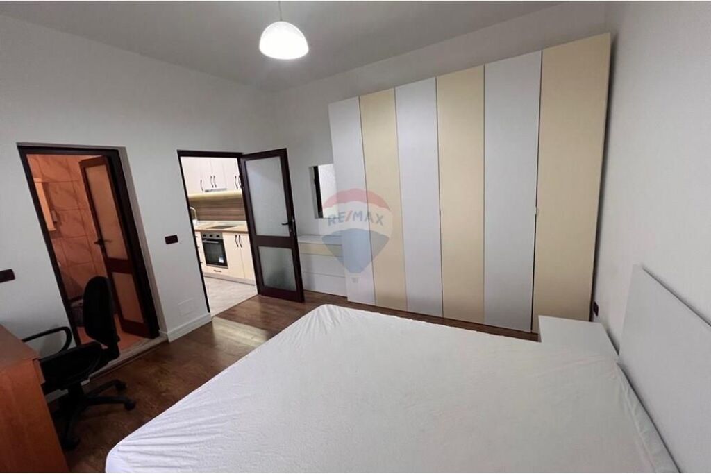 Appartamento In Affitto 2+1+2 Via Mine Peza