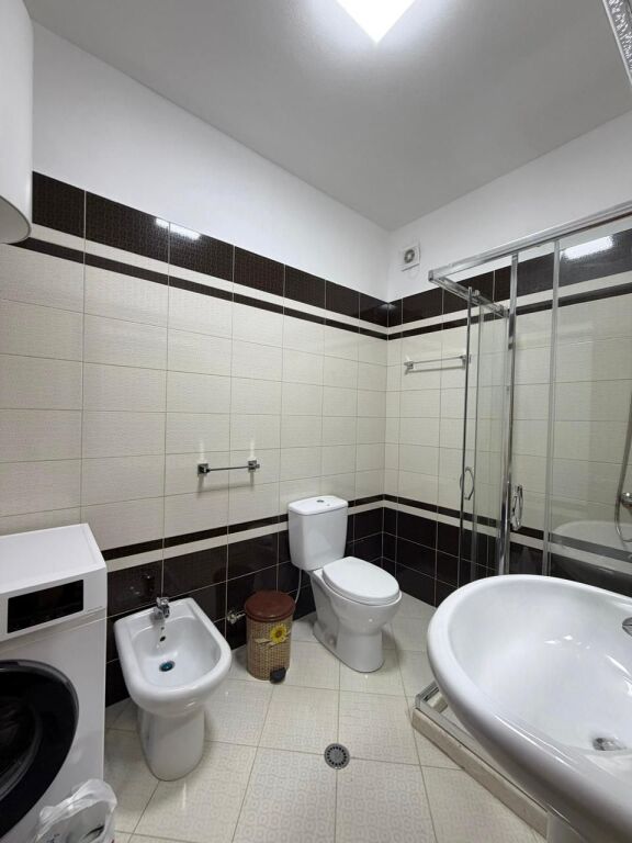 Apartament 2+1 me Qera Afatgjate - Uji i Ftohte, Vlore