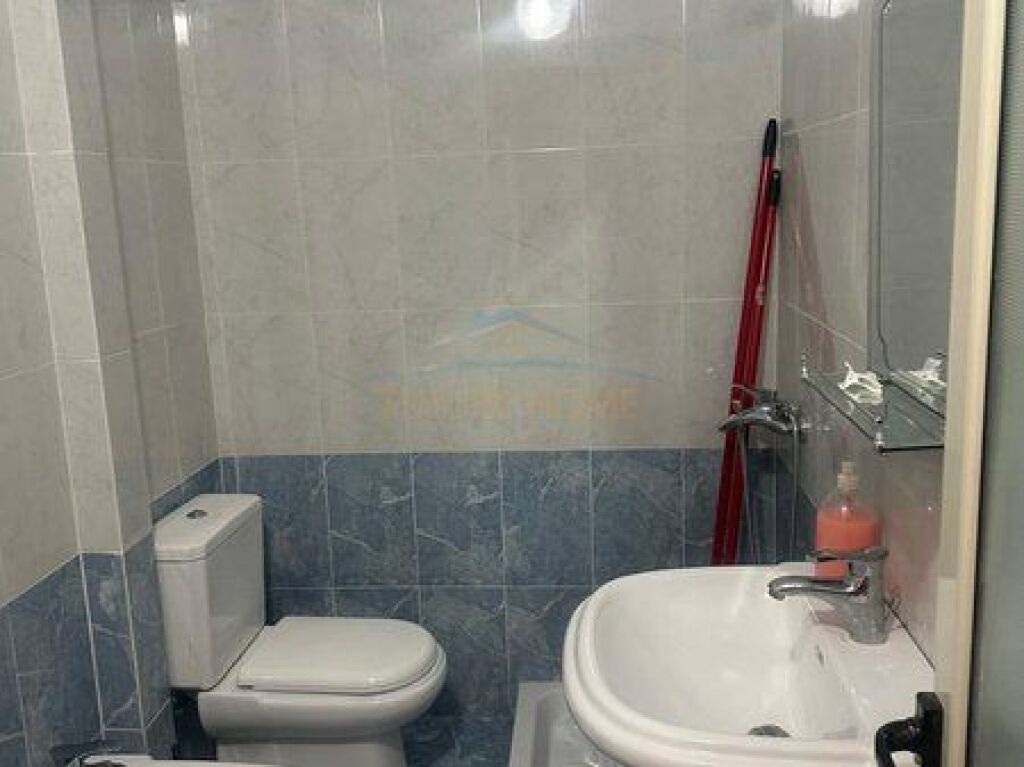 In vendita, Monolocale, Acqua fredda