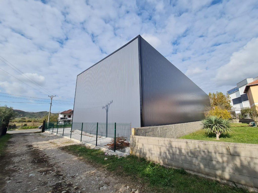 WAREHOUSE FOR RENT ON THE VORE MARIKAJ AXIS