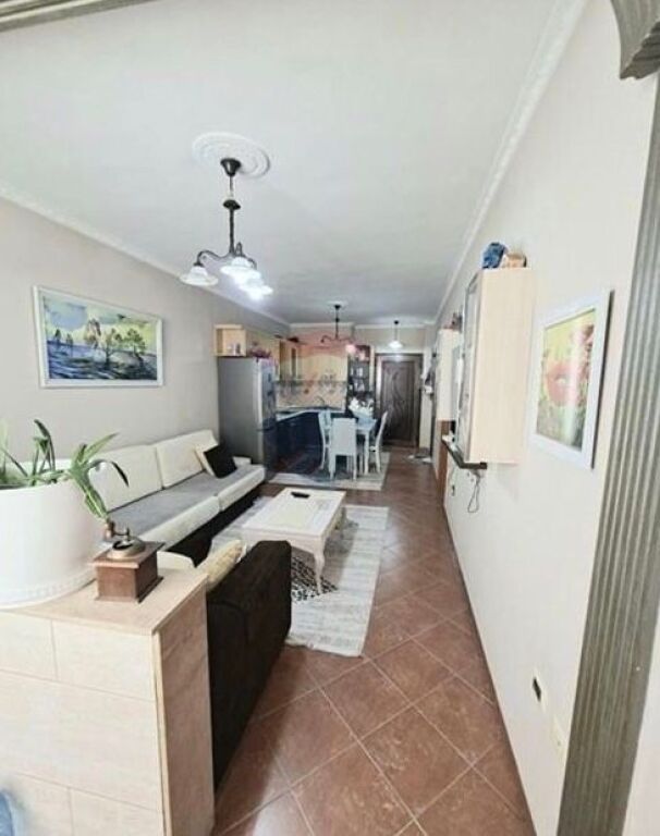Shitet Apartament 1+1 në Yzberisht ID: 530571005-81