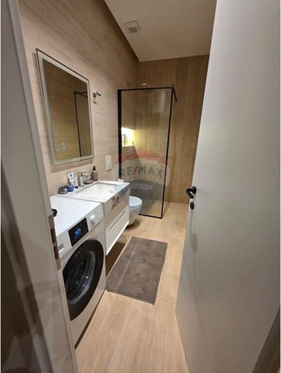 Apartament 1+1 per shitje, Prane Liqenit Tiranes.