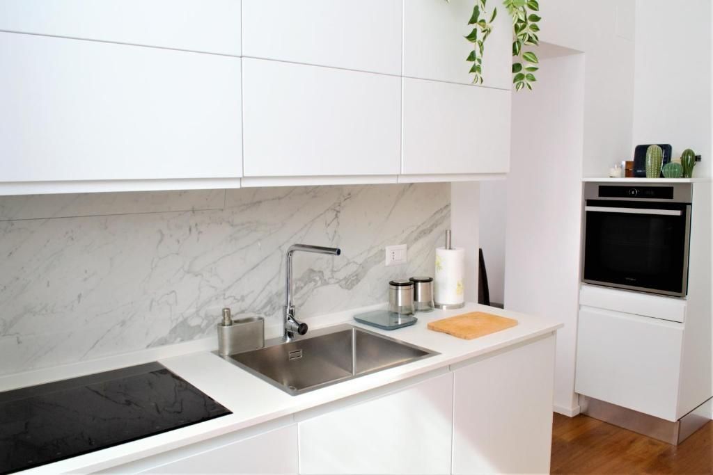 Jepet Apartament 1+1 350 Euro Ali Demi Rezidenca Kami