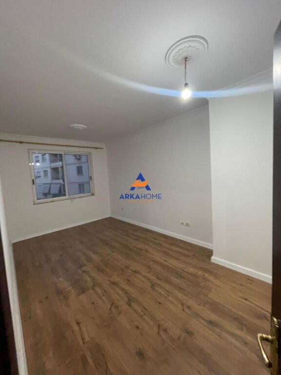 VENDESI APPARTAMENTO 2+1+BALCONE "ASTIR" 145.000 EURO