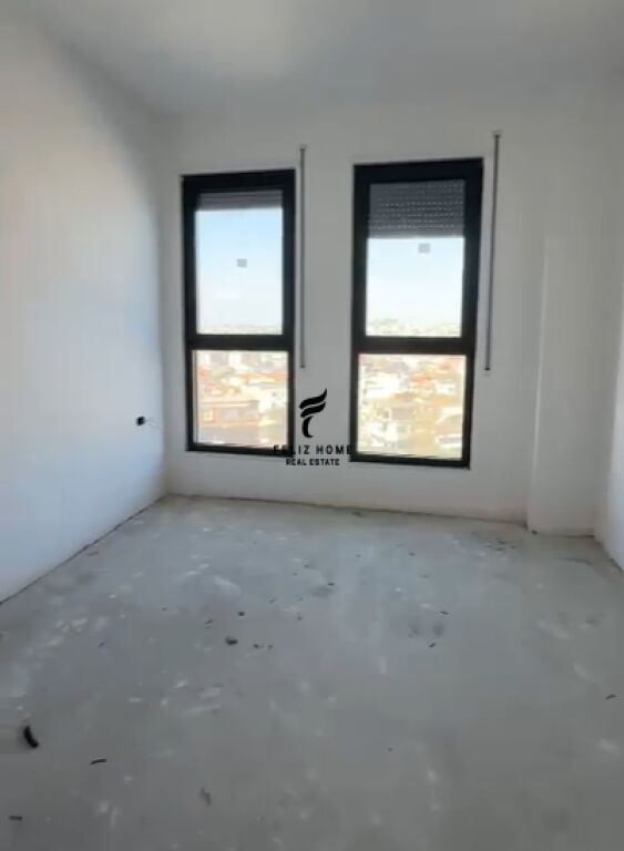 SHITET APARTAMENT 1+1 RRUGA E DIBRES 150.000 EURO FH-64472