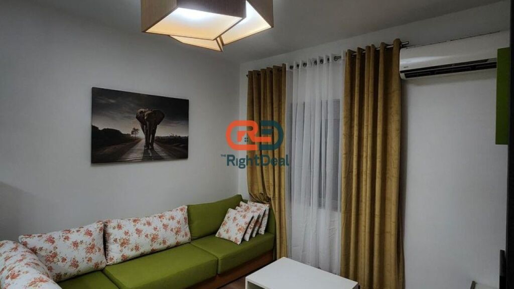 Ne Paskuqan, Jepet Me Qira Apartamenti 1+1 Me Planimetri Te Rregullt Dhe Te Bollshme!!!