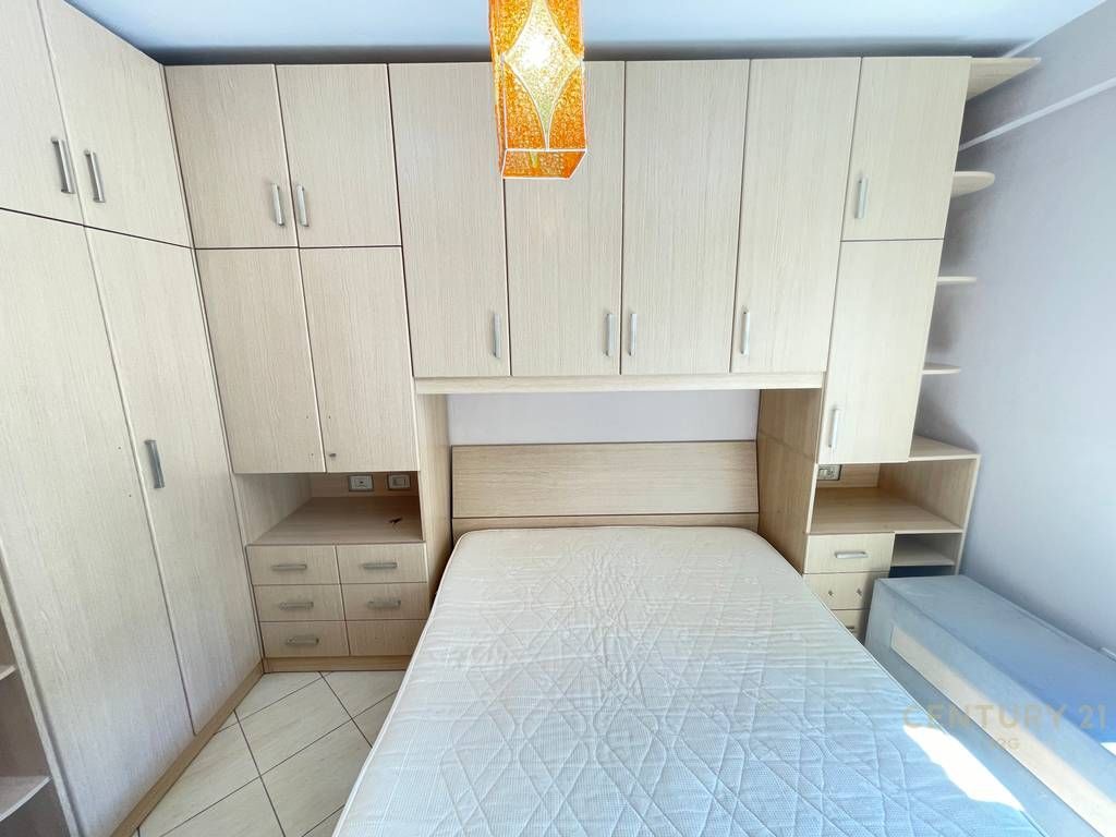 APARTAMENT 1+1 ME QIRA PRANË KOMPLEKSIT MAGNET – 21 DHJETORI 550 € /Muaj Sip. Totale  60m2