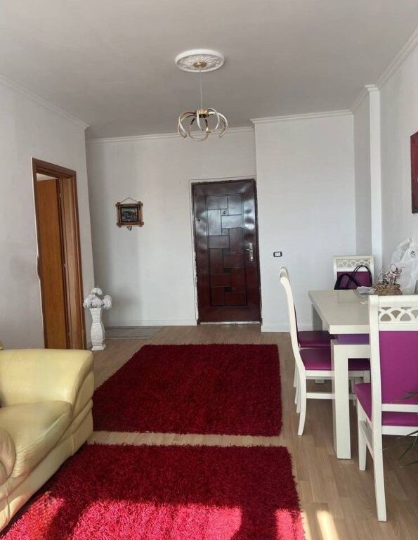 Apartament 2+1 per shitje ne Fresk