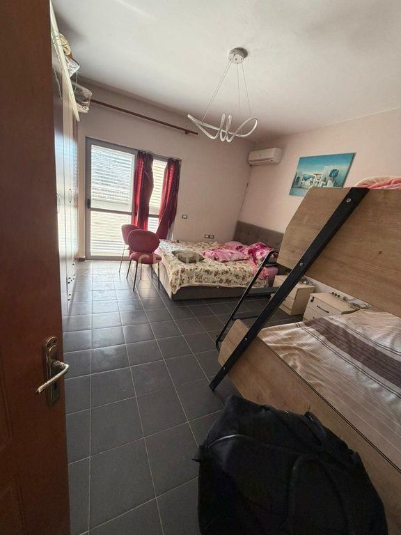 Appartamento 1+1 in Vendita a Shkëmbin e Kavajës, Durrës
