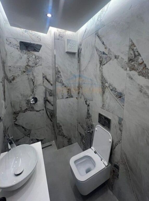 Rent , Apartment 2+1+2 , Qemal Stafa , Tirana