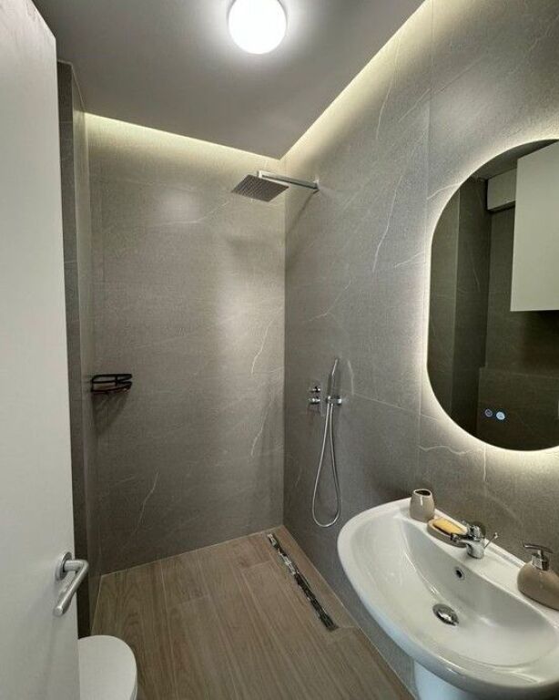 Apartment 2+1+2 for rent at Pazari i Ri !