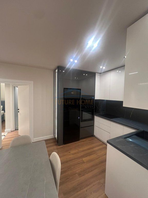 Rent , Apartment 2+1+2 , Qemal Stafa , Tirana
