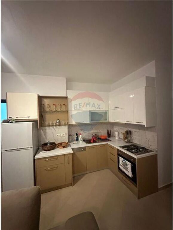 🌊 Apartament me Pamje Magjike nga Deti në Radhimë – Një Mundësi që Nuk Duhet Humbur!