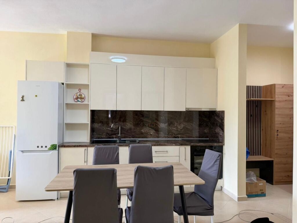 Apartment 2+1+2wc with Sea and Mountain View for Long Term Rent - Cold Water, Vlore