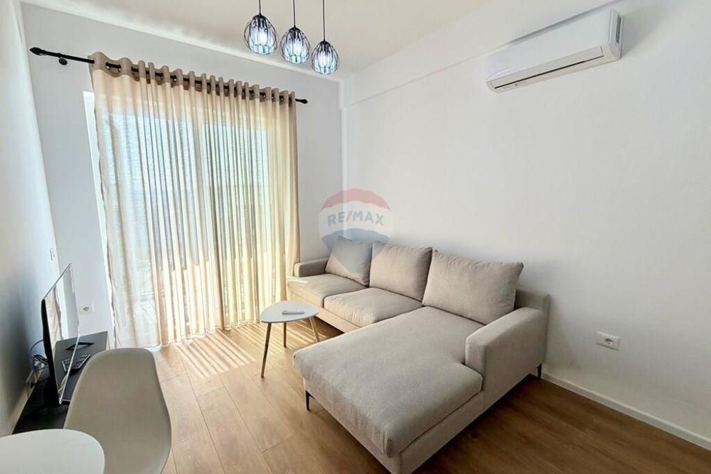 Apartament 1+1 për Qira, Fresk