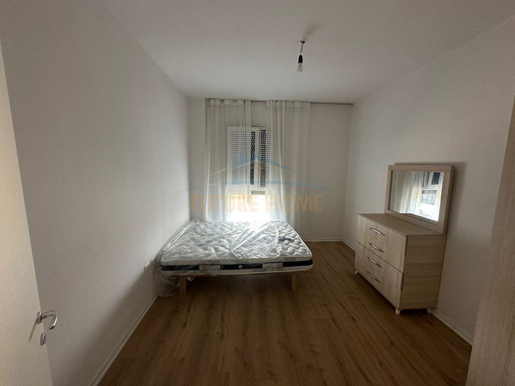 Qera, Apartament 2+1+2, Trio Tower, Don Bosko.