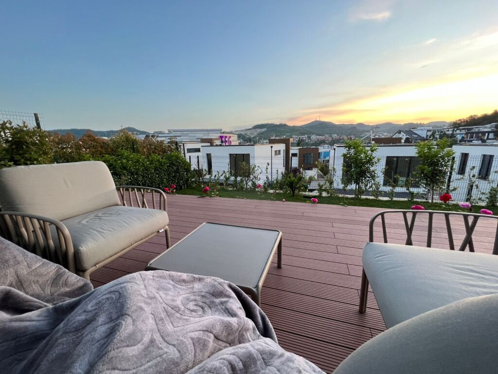 🏡 Vilë 3-Katëshe për Shitje – Mandarin Residence TEG