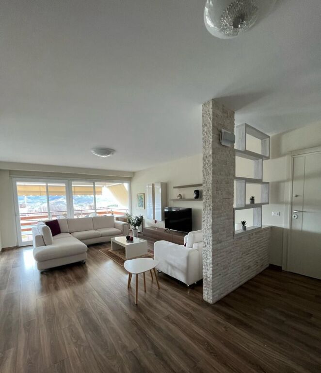 In affitto Appartamento 2+1+2, Residenza Long Hill dietro Teg 1500 euro