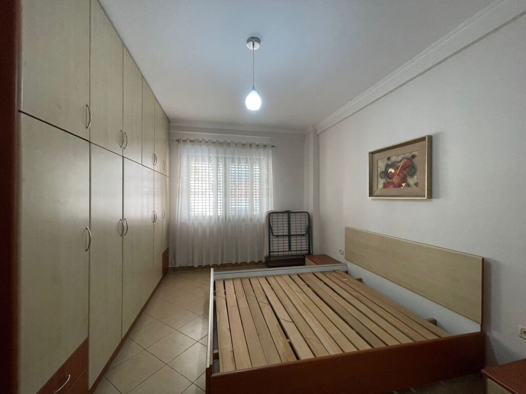 APARTAMENT 2+1 PER QERA NE KAMEZ