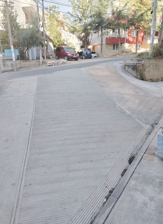 Commercial space for sale  - 25 m²  - 75,000 € negotiable