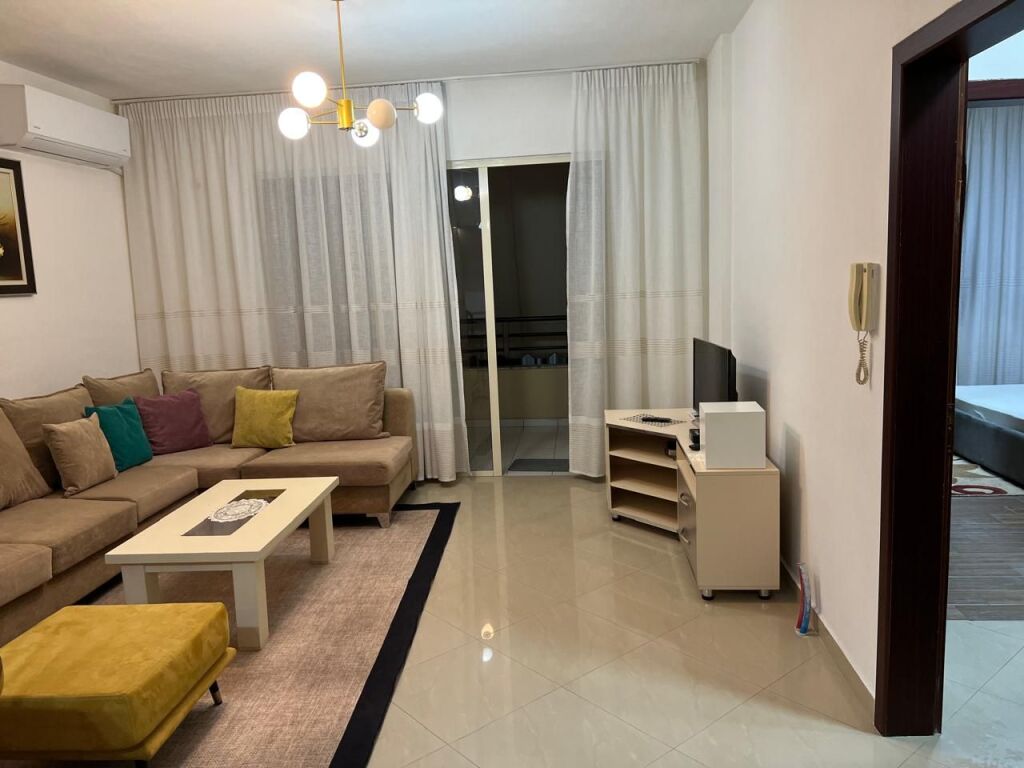 Apartment for rent 1+1, 40000 leke/month, in Astir, Tirana.