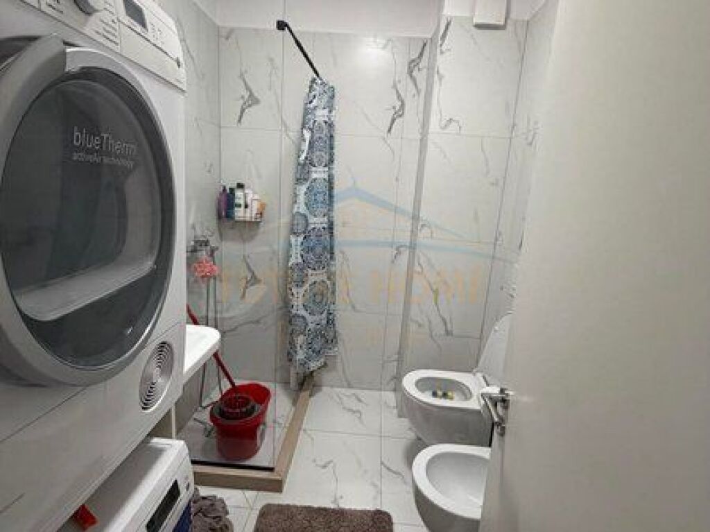 Shitet, Apartament 2+1+2, Yzberisht