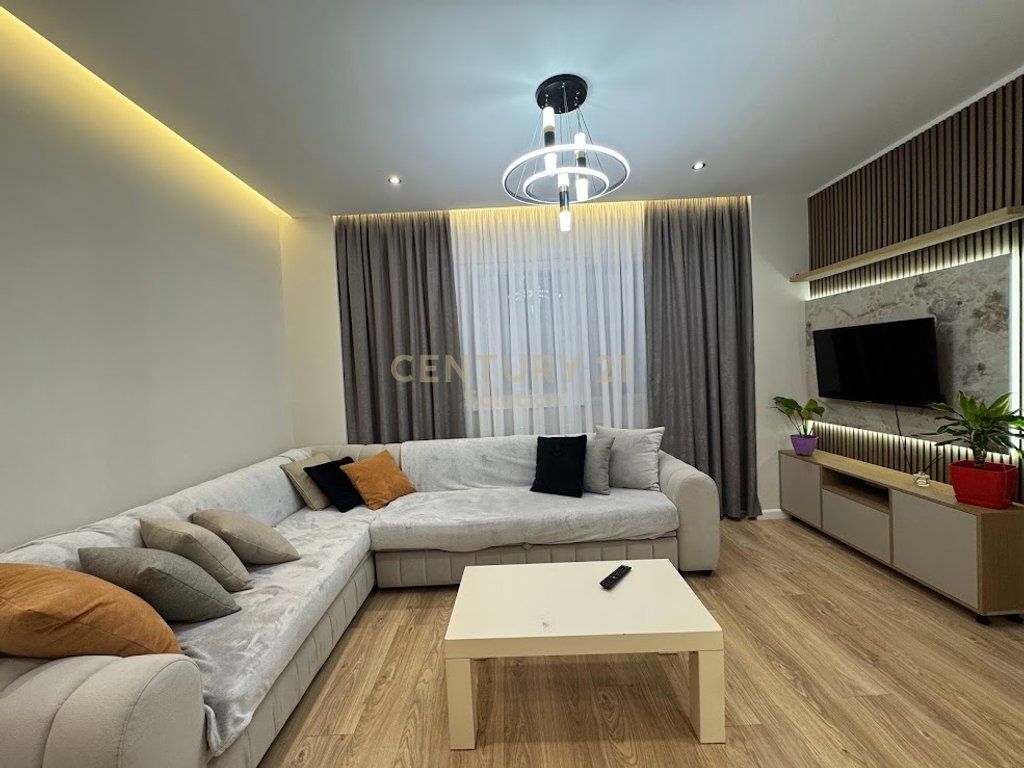 ULET CMIMI ! SHESIM APARTAMENT 2+1 PRANE ELEONORES!